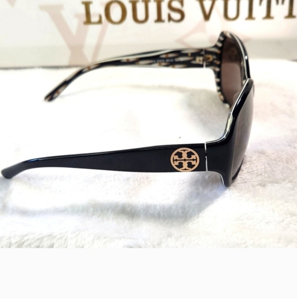 Sold - Picture 7 of 9